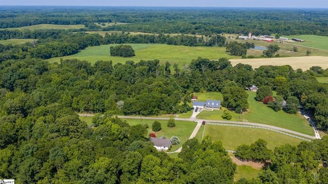 351 Knickerbocker Estate Drive, Fountain Inn, SC 29644