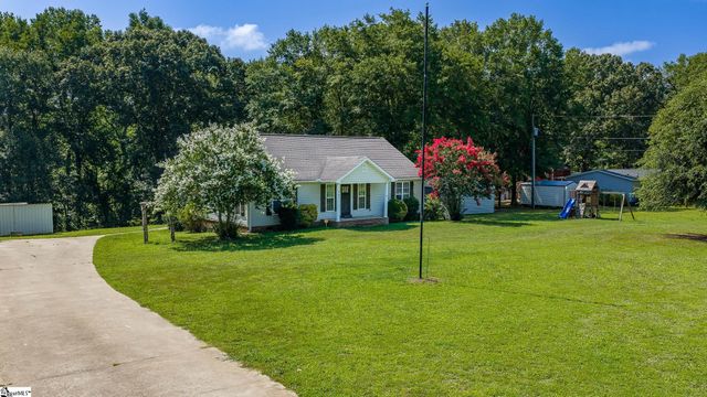 351 Knickerbocker Estate Drive, Fountain Inn, SC 29644