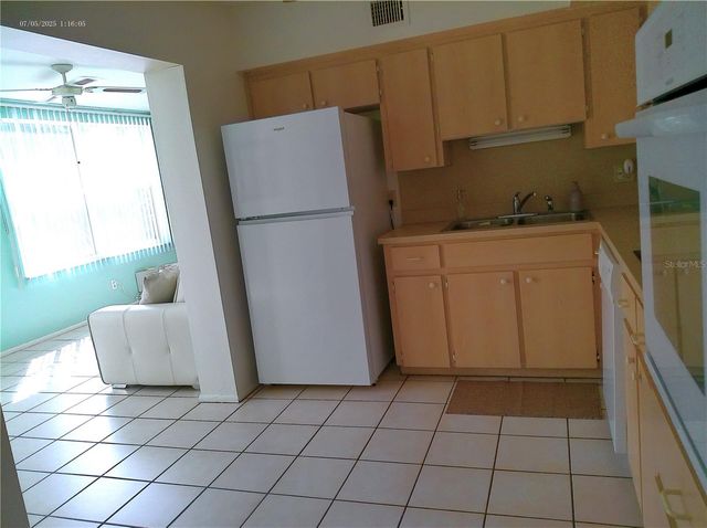 2361 ECUADORIAN WAY 17, Clearwater, FL 33763