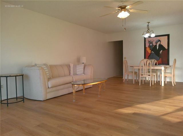 2361 ECUADORIAN WAY 17, Clearwater, FL 33763