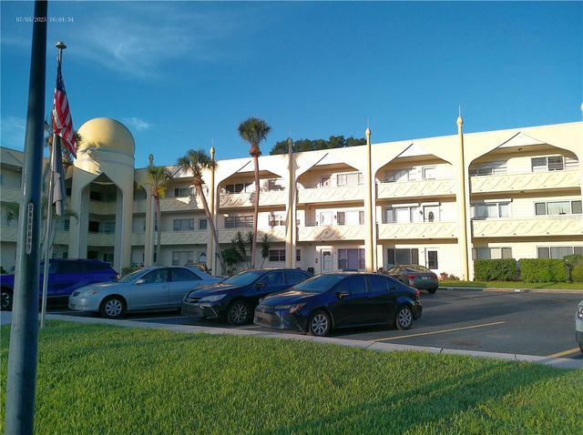 2361 ECUADORIAN WAY 17, Clearwater, FL 33763