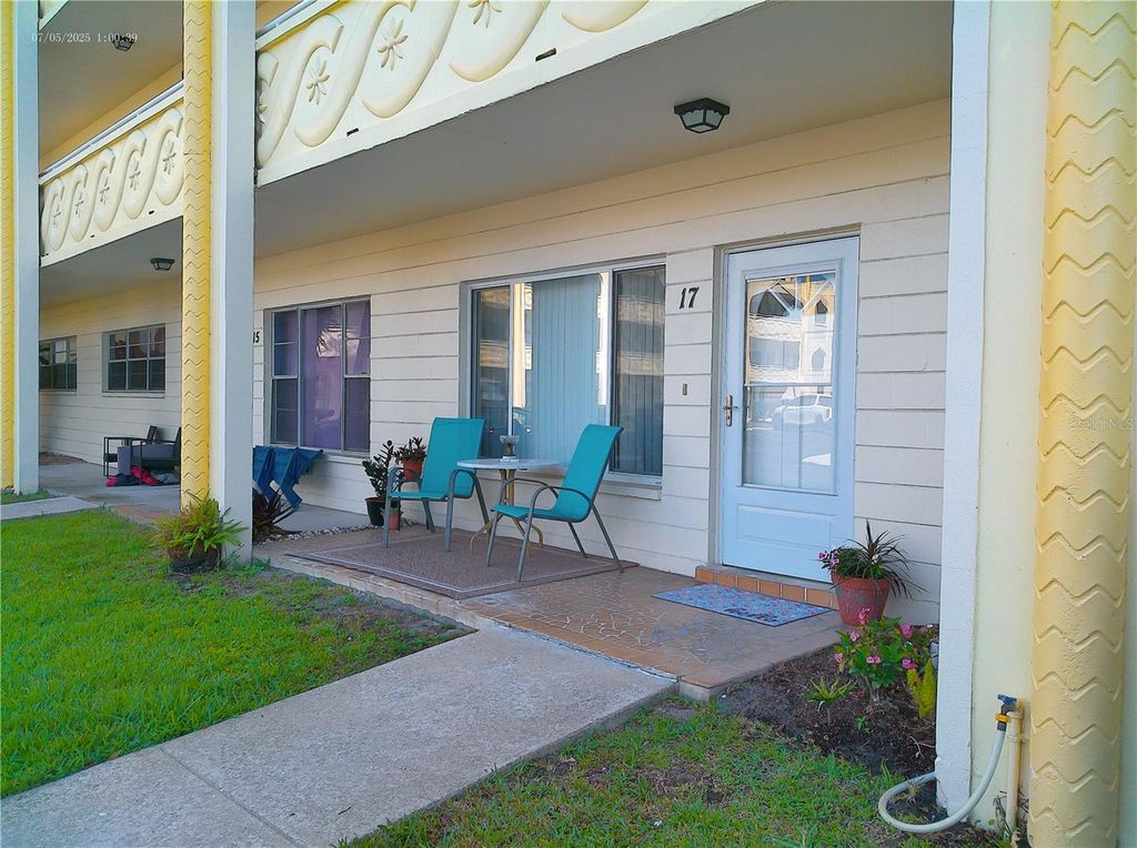 2361 ECUADORIAN WAY 17, Clearwater, FL 33763