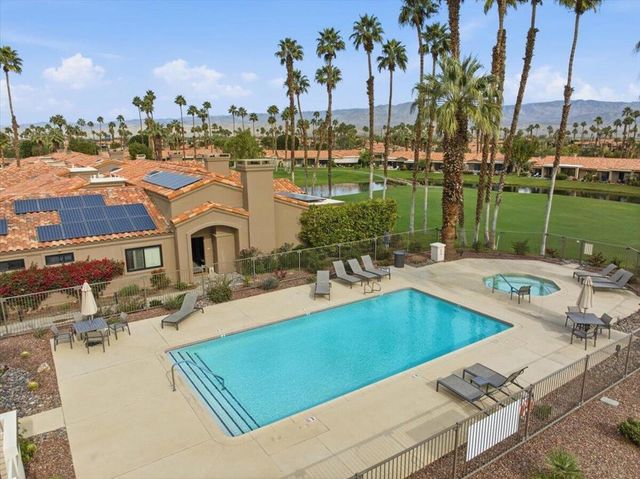 38658 Dahlia Way, Palm Desert, CA 92211