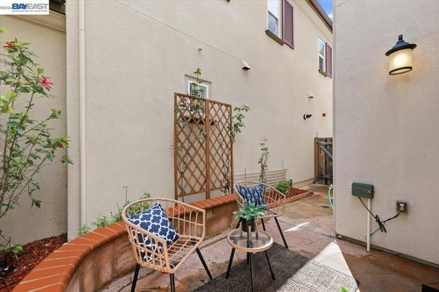 2048 Tarragon Rose Ct, San Ramon, CA 94582
