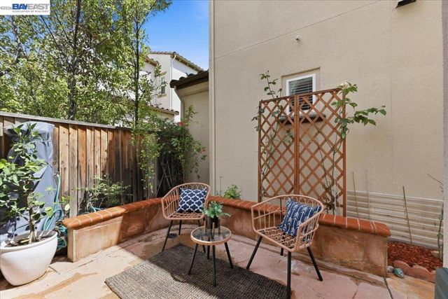 2048 Tarragon Rose Ct, San Ramon, CA 94582