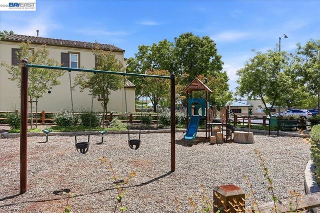 2048 Tarragon Rose Ct, San Ramon, CA 94582