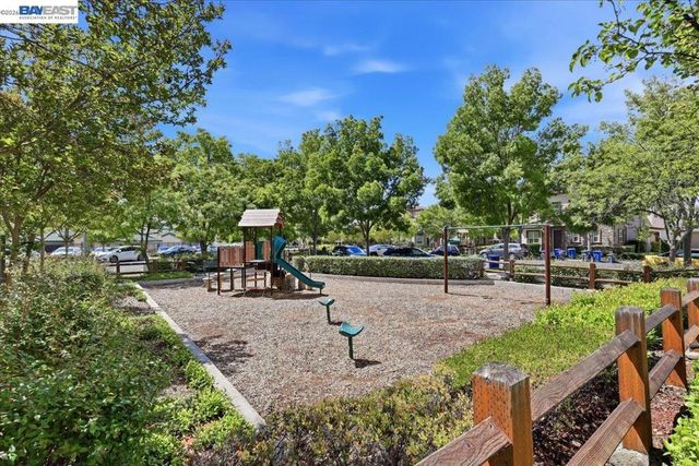 2048 Tarragon Rose Ct, San Ramon, CA 94582