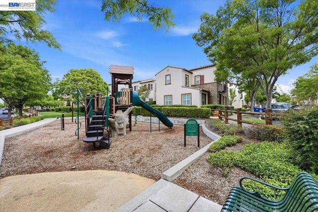2048 Tarragon Rose Ct, San Ramon, CA 94582