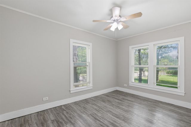 630 E Acheson Street, Denison, TX 75021