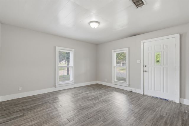 630 E Acheson Street, Denison, TX 75021