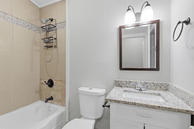 630 E Acheson Street, Denison, TX 75021