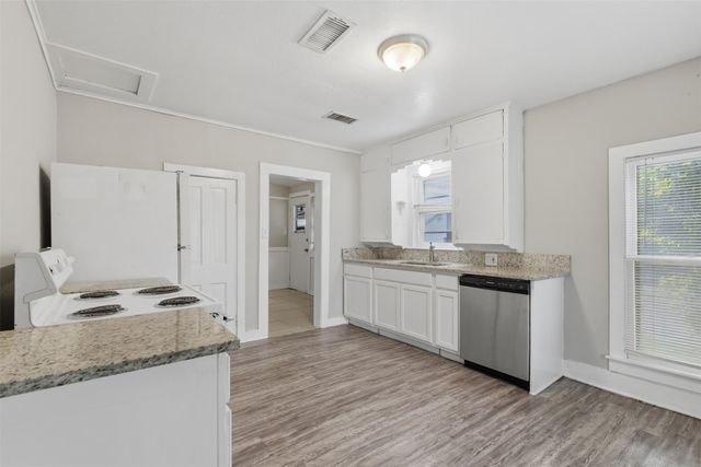 630 E Acheson Street, Denison, TX 75021