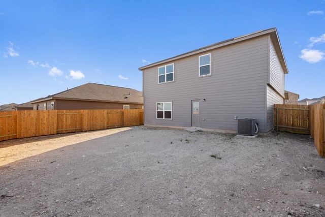 213 Sunnymeade LN, Jarrell, TX 76537