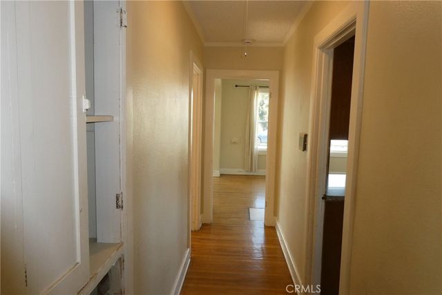 7040 Arlington, Los Angeles, CA 90043