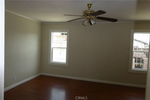 7040 Arlington, Los Angeles, CA 90043