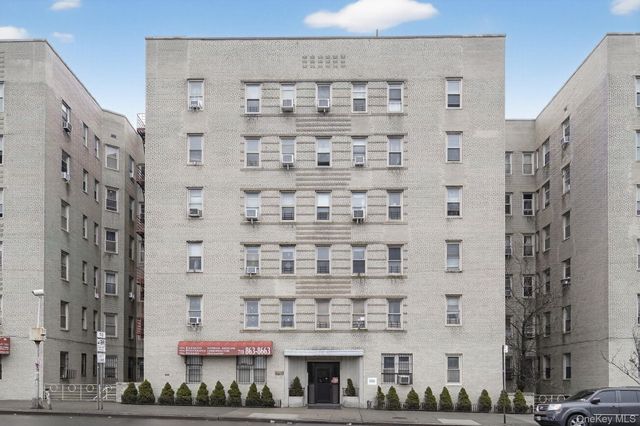 2190 Boston Road E, Bronx, NY 10462