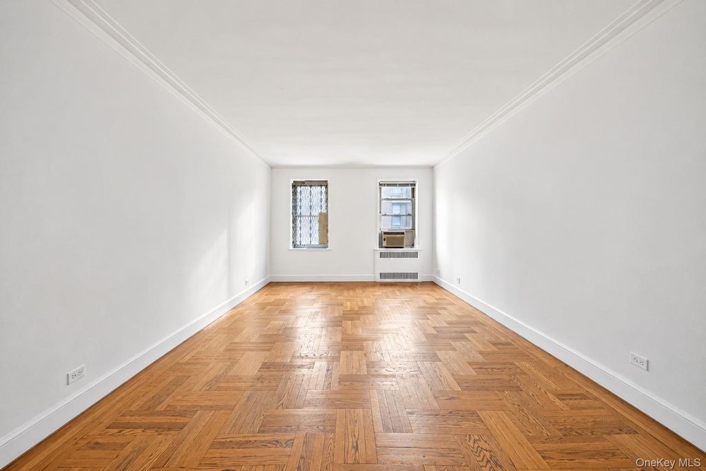 2190 Boston Road E, Bronx, NY 10462 — photo 2