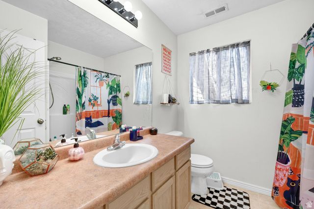 8678 W TITANIUM DR, Magna, UT 84044