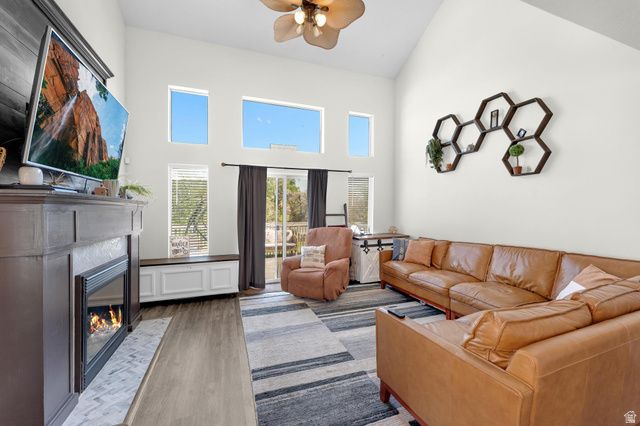 8678 W TITANIUM DR, Magna, UT 84044