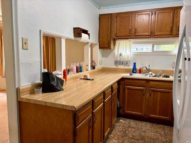 54235 Terrace Lane, South Bend, IN 46635