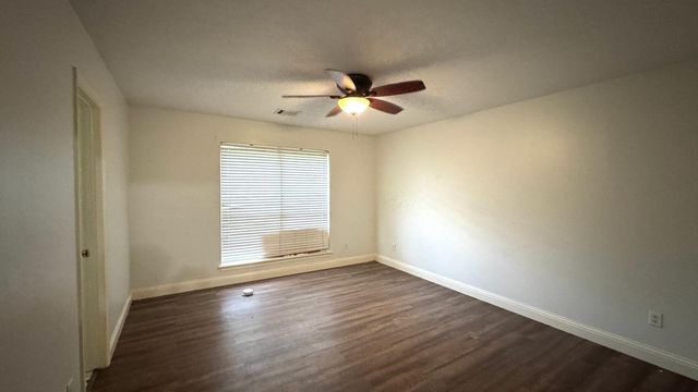 6422 Diamond Rock Drive, Cypress, TX 77449