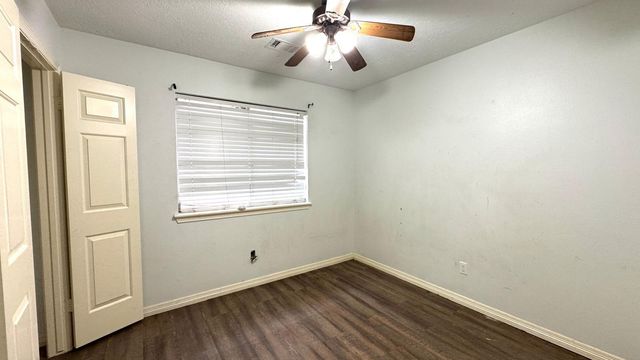 6422 Diamond Rock Drive, Cypress, TX 77449