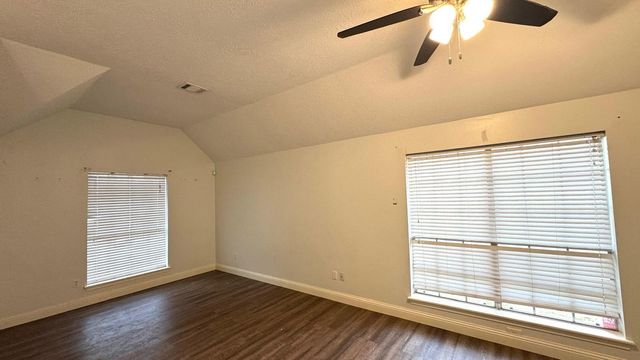 6422 Diamond Rock Drive, Cypress, TX 77449