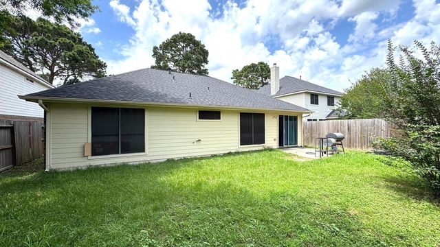 6422 Diamond Rock Drive, Cypress, TX 77449