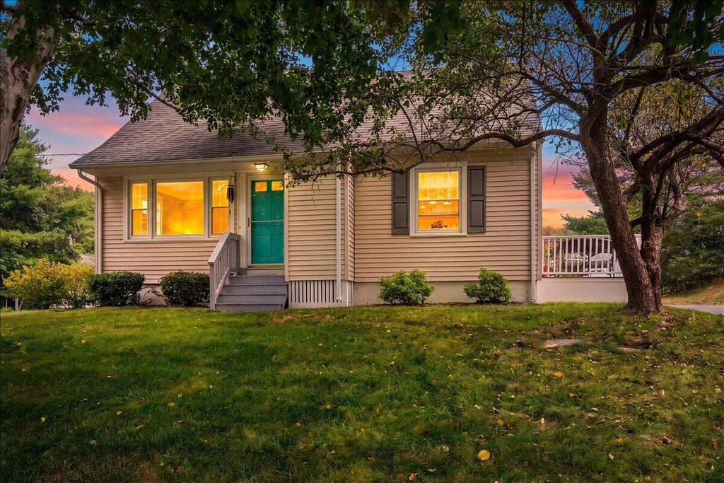 19 Grover Road, Cape Elizabeth, ME 04107 — photo 2