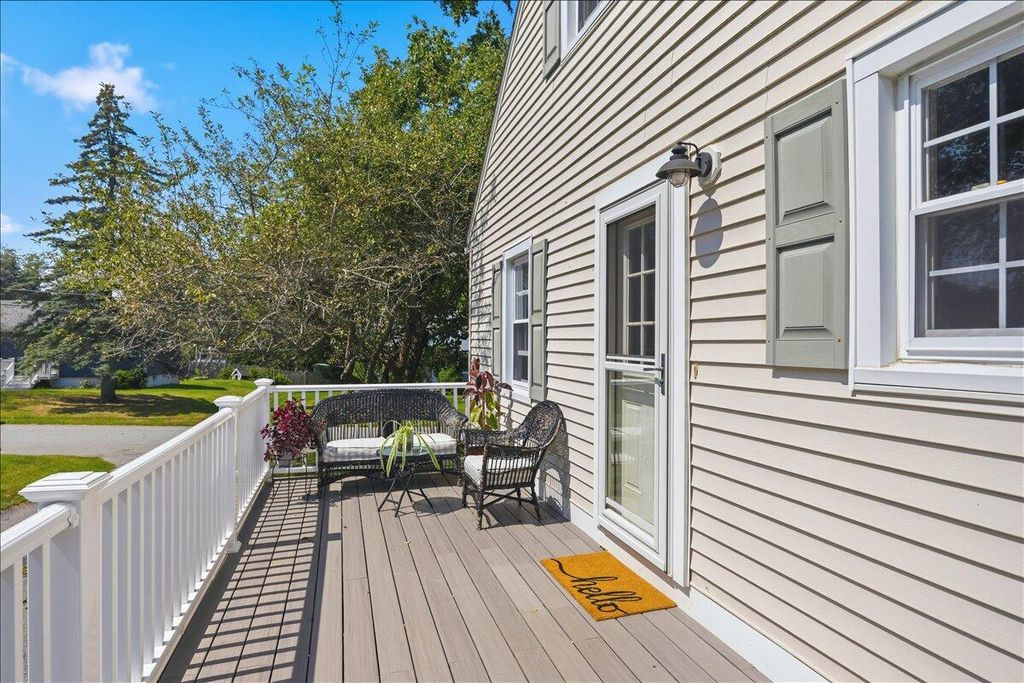 19 Grover Road, Cape Elizabeth, ME 04107 — photo 5