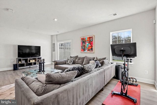 10878 FOXTROT CIR, Upper Marlboro, MD 20772