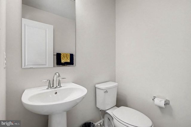 10878 FOXTROT CIR, Upper Marlboro, MD 20772