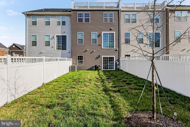 10878 FOXTROT CIR, Upper Marlboro, MD 20772