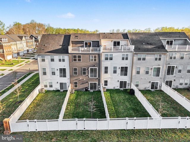 10878 FOXTROT CIR, Upper Marlboro, MD 20772