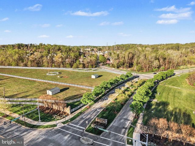 10878 FOXTROT CIR, Upper Marlboro, MD 20772