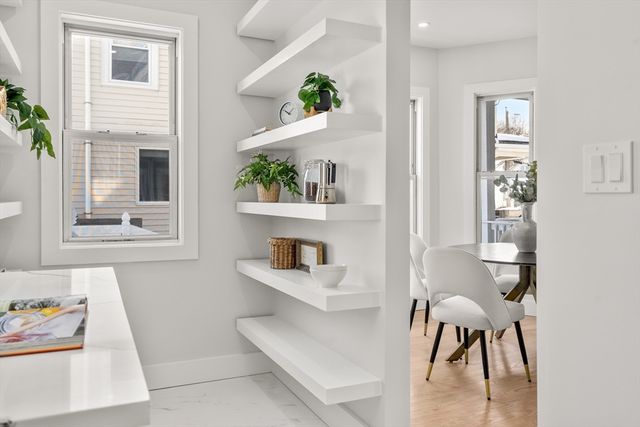 20 Townsedn St, Waltham, MA 02453