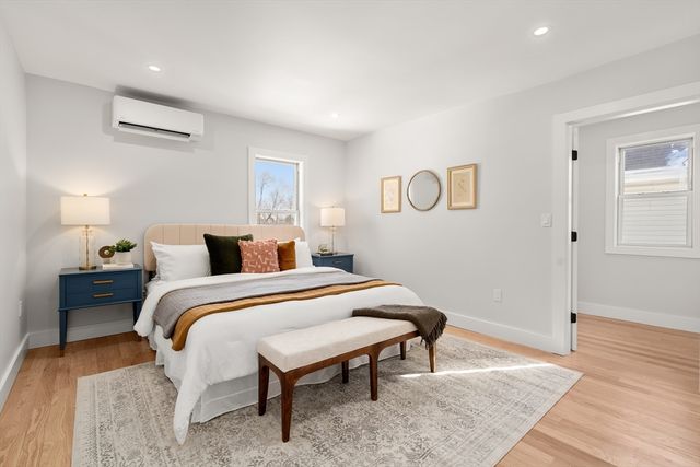 20 Townsedn St, Waltham, MA 02453