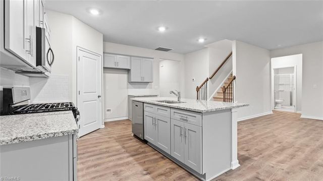 301 Strawberry Court, Lexington, NC 27295