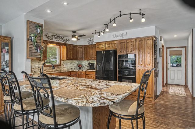 48 Coronado Lane, Hot Springs Village, AR 71909