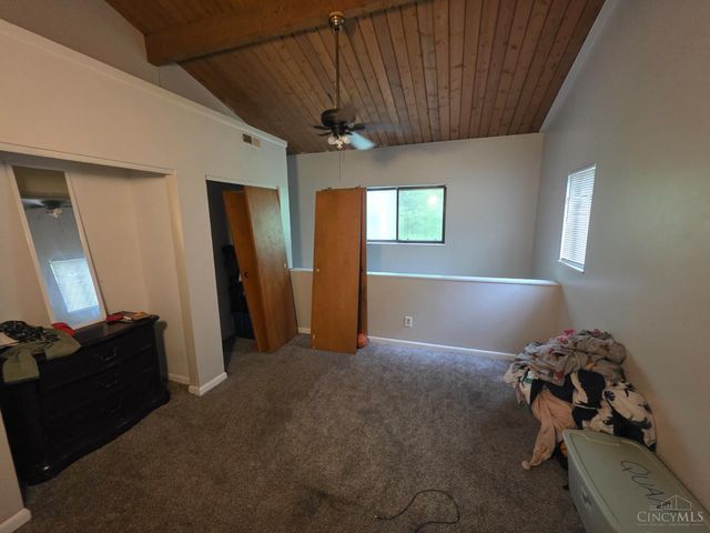 2114 St Leo Place, Cincinnati, OH 45211