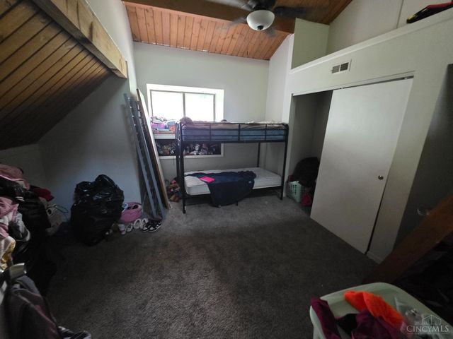 2114 St Leo Place, Cincinnati, OH 45211