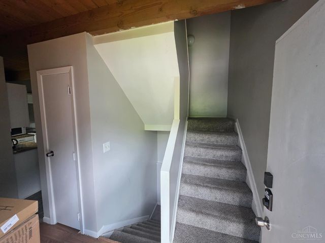 2114 St Leo Place, Cincinnati, OH 45211