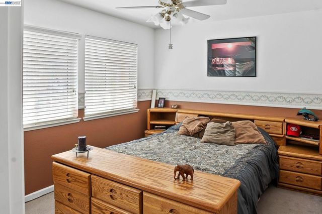 1110 Plymouth Dr, Tracy, CA 95376