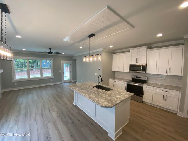 406 Summit Street, Aberdeen, NC 28315