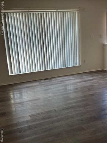 37543 Colonial Drive 124, Westland, MI 48185