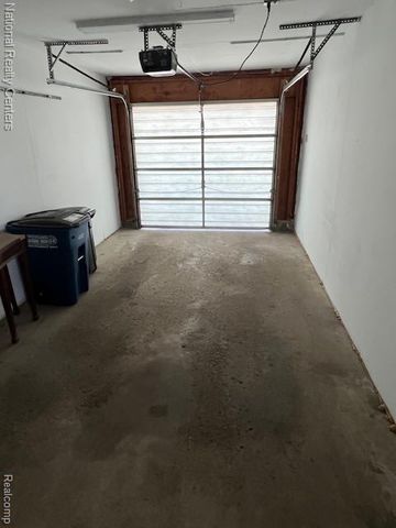 37543 Colonial Drive 124, Westland, MI 48185