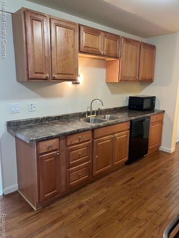 37543 Colonial Drive 124, Westland, MI 48185