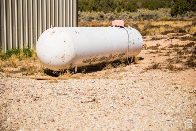 7424 N OLD POWER PLANT RD, Vernal, UT 84078