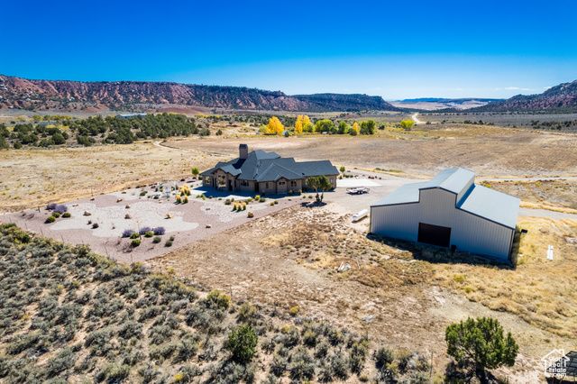 7424 N OLD POWER PLANT RD, Vernal, UT 84078