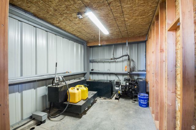 7424 N OLD POWER PLANT RD, Vernal, UT 84078